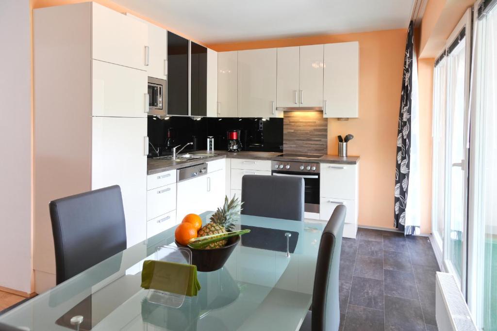 3 Rooms Sunny Apartments-Schoenbrunn, 100M2 With Balcony Βιέννη Δωμάτιο φωτογραφία