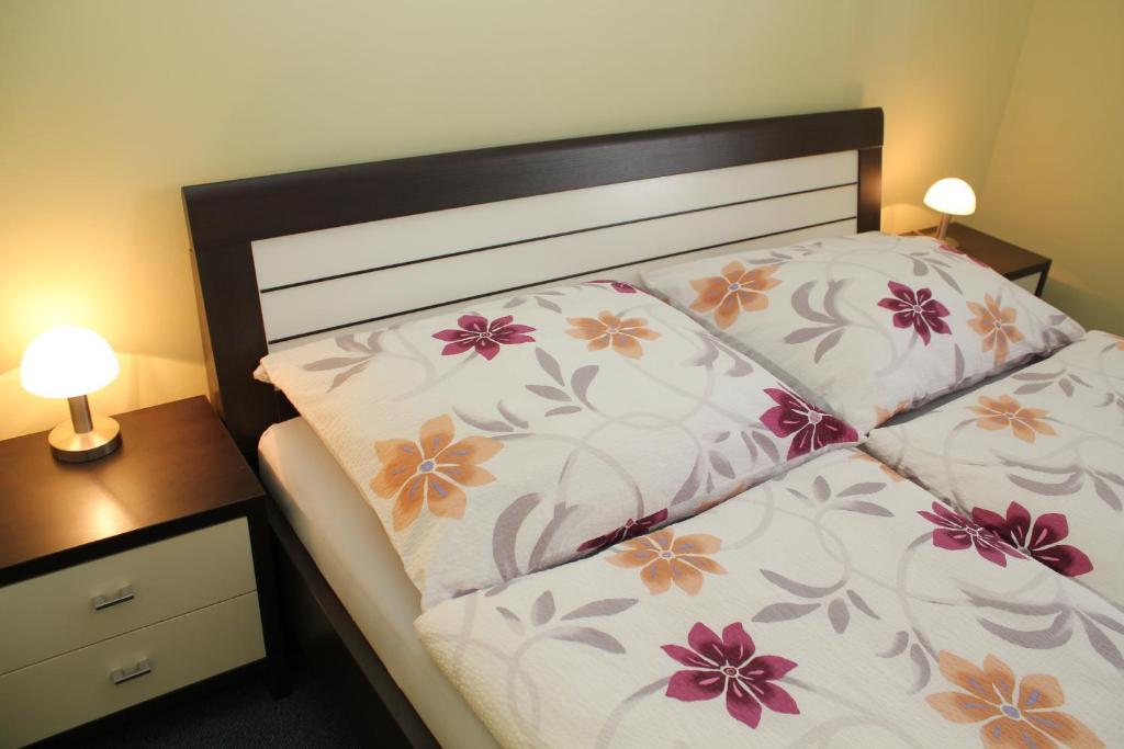 3 Rooms Sunny Apartments-Schoenbrunn, 100M2 With Balcony Βιέννη Δωμάτιο φωτογραφία